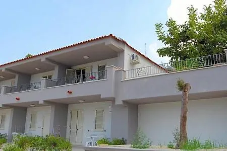 Ischia Sleeps 4 Air Con * Ischia